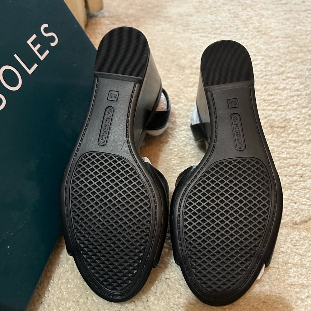 Aerosoles Wedge Shoe - Black Leather - Picture 4 of 6